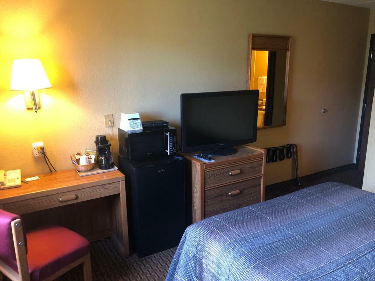 Oyo Hotel Glendive - Yellowstone River Zewnętrze zdjęcie
